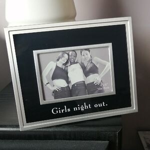 🟢3/$25🟢Black and Silver Photo Frame